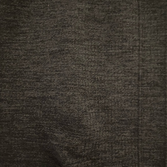 Lululemon workout crop bottom - Picture 9 of 9